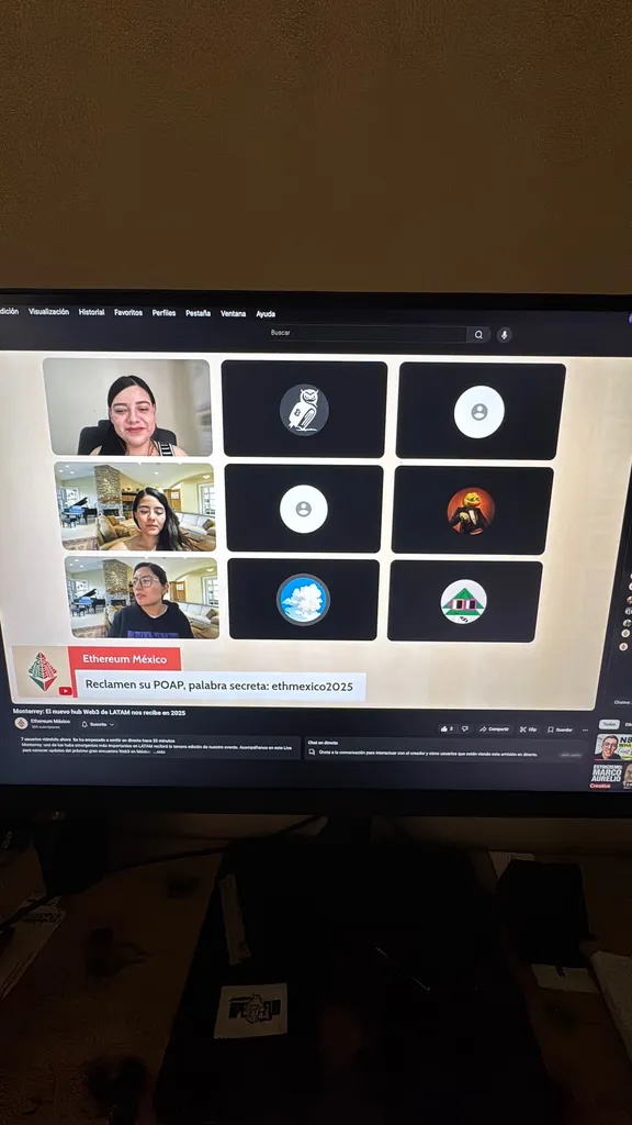 Moment media