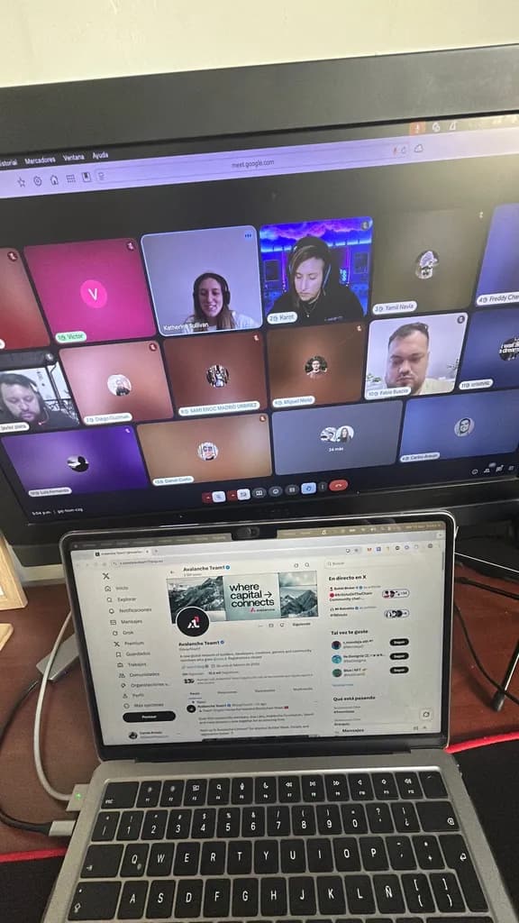 Moment media