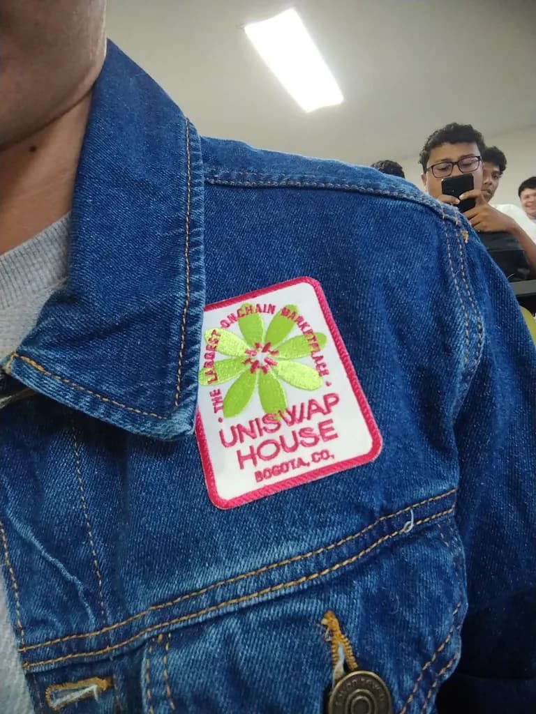Moment media